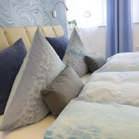 Holidayhaus-luetsche / Schmuecke