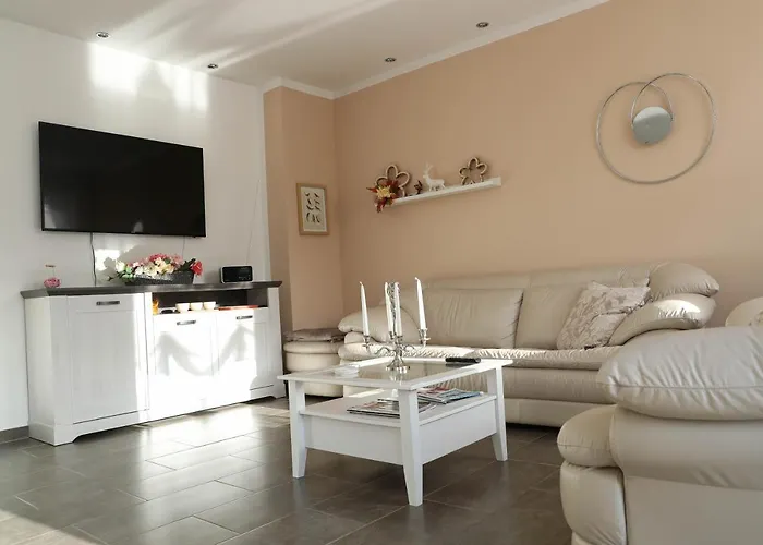 Appartement Holidayhaus-luetsche / Schmuecke Frankenhain